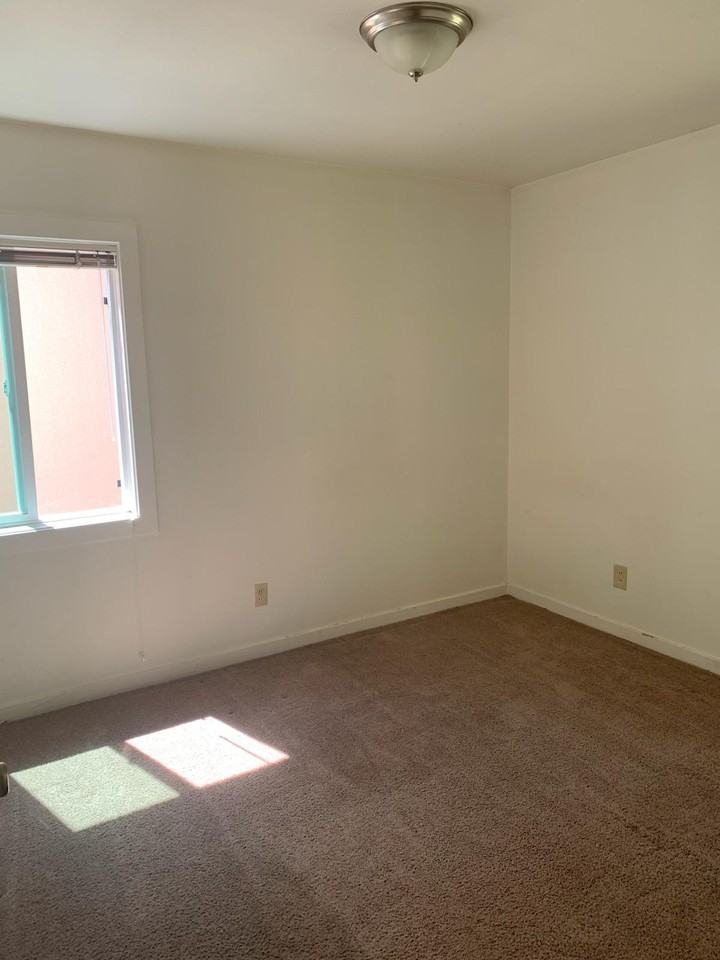 304 La Canada Dr #NA - Photo 6 of 9