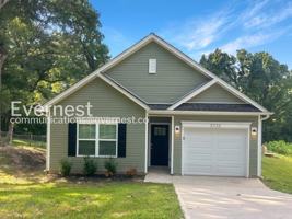 featured image of 2722 Crawford Ave