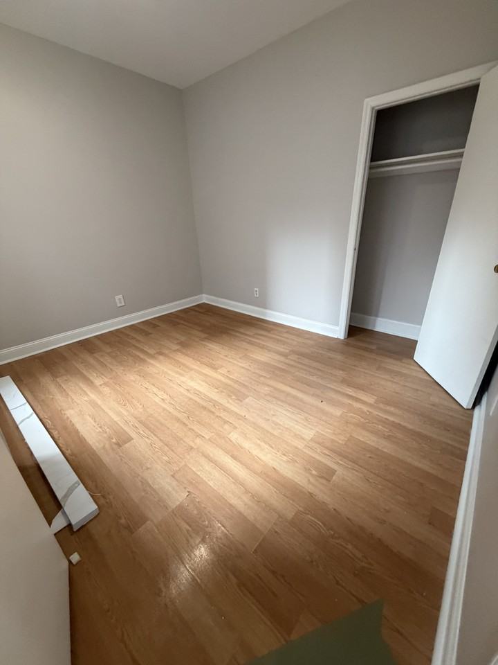 508 67th St #23 - Photo 2 of 9
