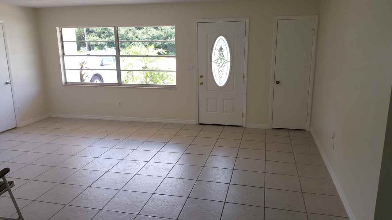 560 Lake August Dr #NA - Photo 5 of 32