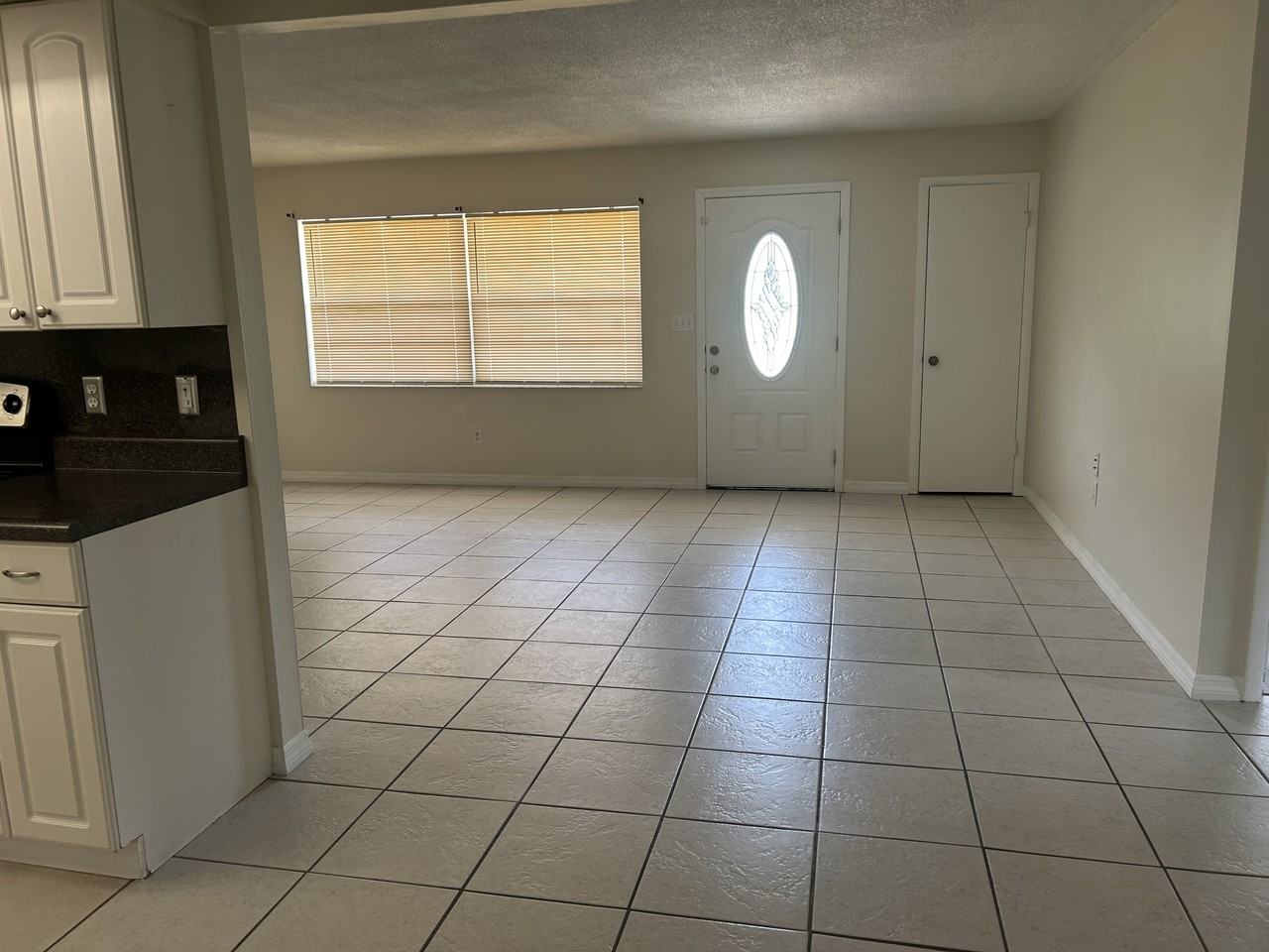 560 Lake August Dr #NA - Photo 7 of 32