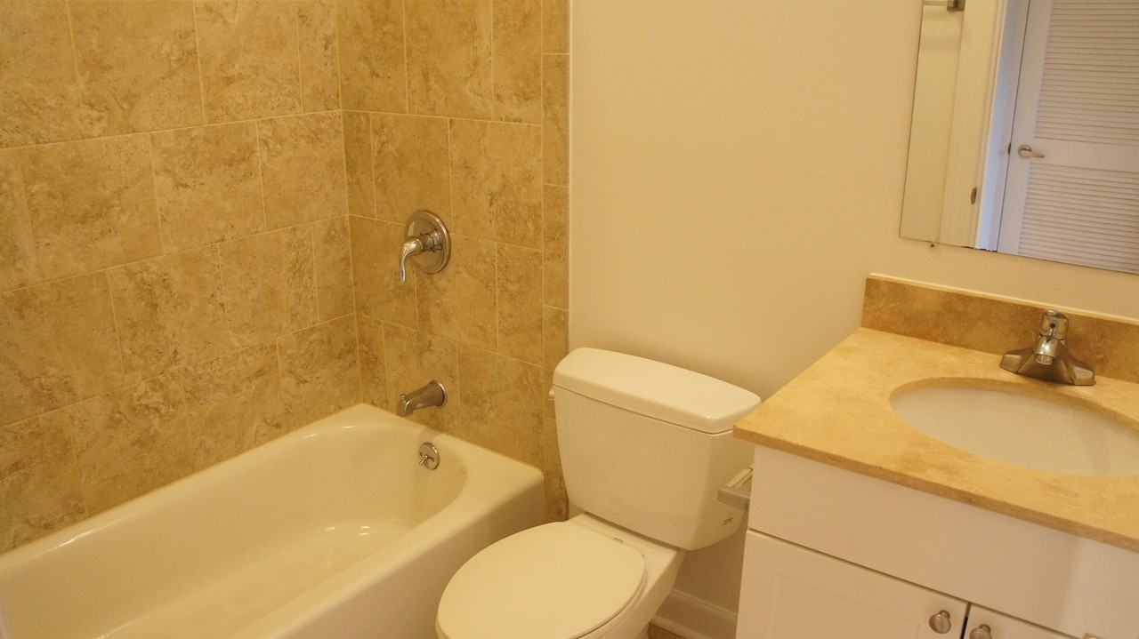 W Leland Ave & N Sheridan Rd #22S - Photo 6 of 7