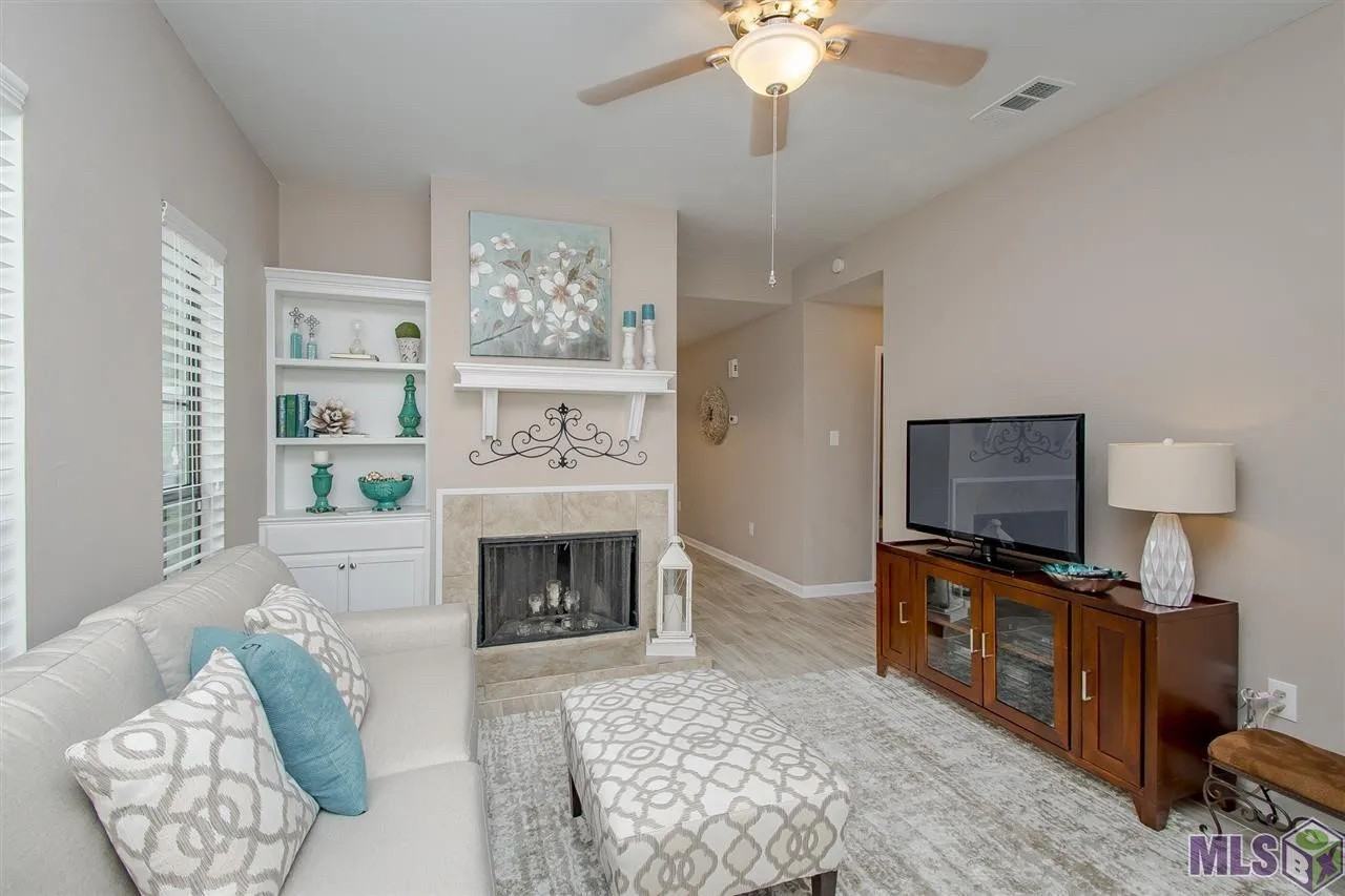 5245 Cumberland Cove Dr - Photo 3 of 19