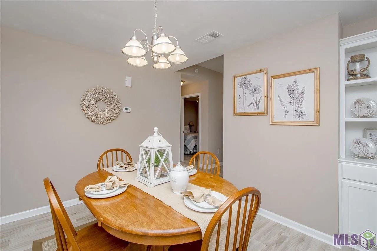 5245 Cumberland Cove Dr - Photo 7 of 19