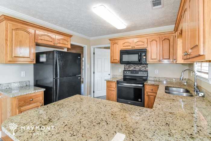 518 Breckinridge Ln - Photo 6 of 12