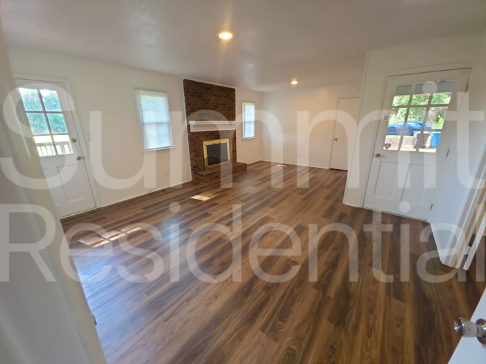 1215 Wade Stephenson Rd - Photo 2 of 20
