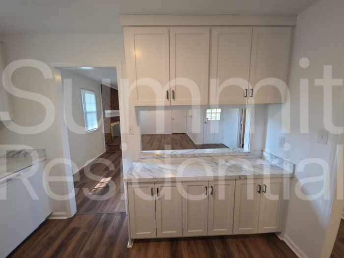 1215 Wade Stephenson Rd - Photo 4 of 20