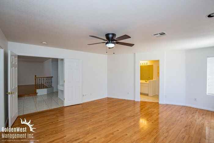 10761 Spruce Bough St - Photo 6 of 14