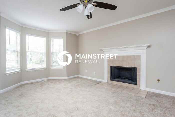6411 Hillview Ln - Photo 2 of 18