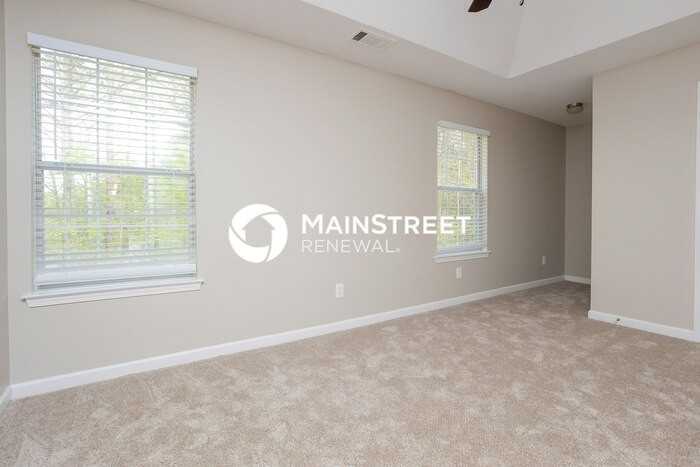 6411 Hillview Ln - Photo 7 of 18