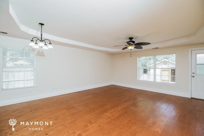 324 Cohen Cir - Photo 5 of 12