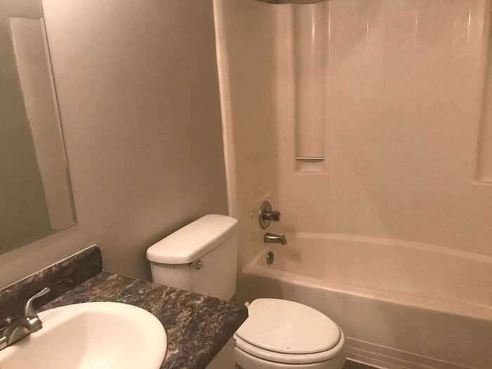 105 Chalet North Ct - Photo 6 of 7