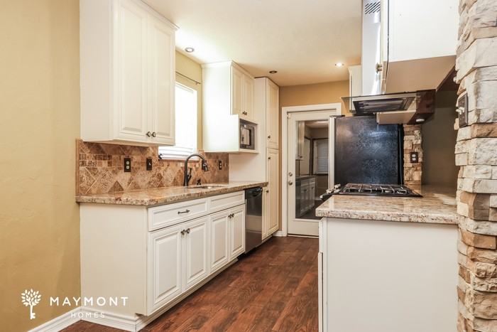 17435 Jolly Boat Dr - Photo 6 of 12