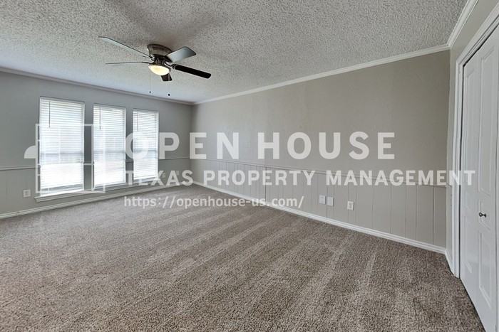 2237 Valley Ml - Photo 7 of 23