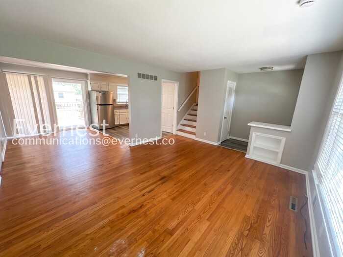 6100 E 109th St - Photo 6 of 26