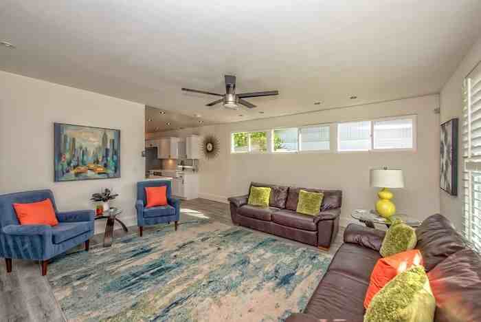 1514 W Windsor Ave #1514W - Photo 6 of 33
