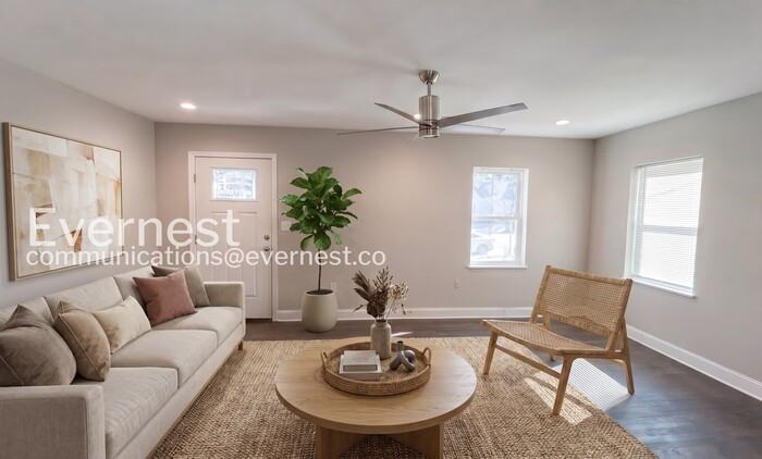 155 Rosser St Sw - Photo 2 of 22