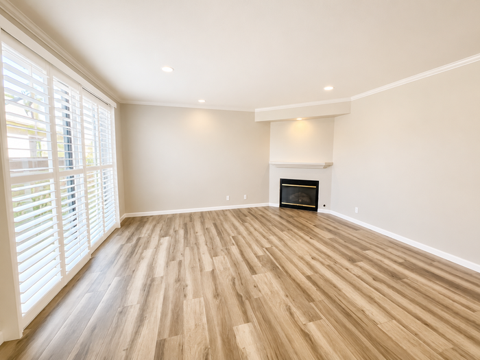 1045 Beryl St - Photo 7 of 24
