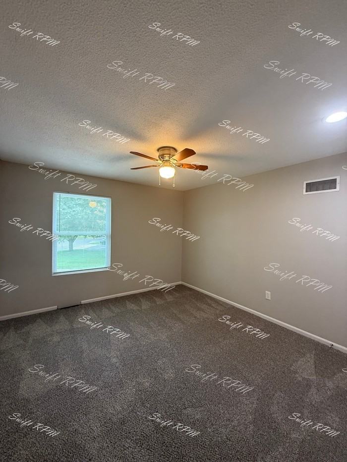 817 E Sheridan St #1 - Photo 6 of 17