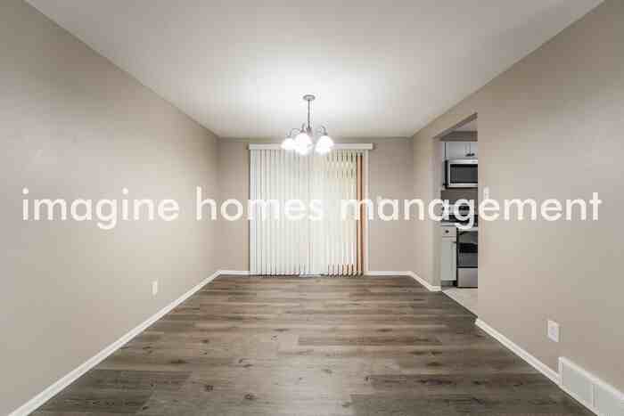 1184 Bucknell Dr - Photo 5 of 16