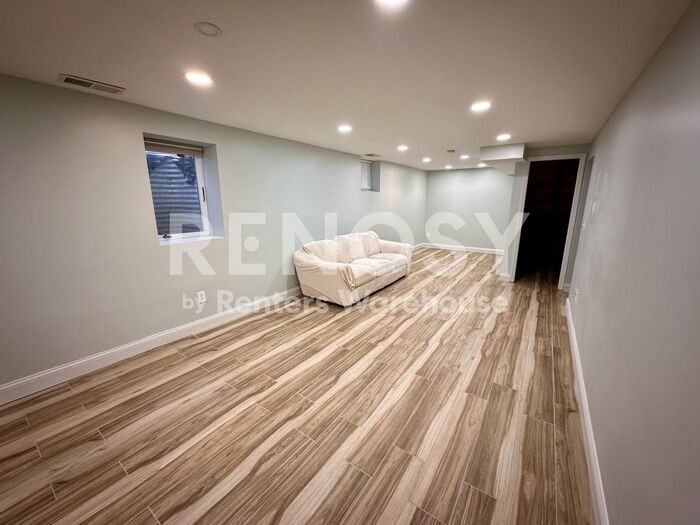 13808 Frontier Ln - Photo 3 of 50