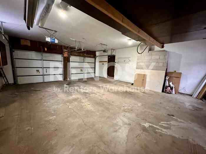 13808 Frontier Ln - Photo 4 of 50