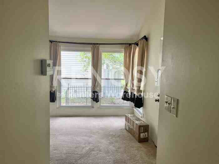 1470 Pine Row Ct - Photo 5 of 15