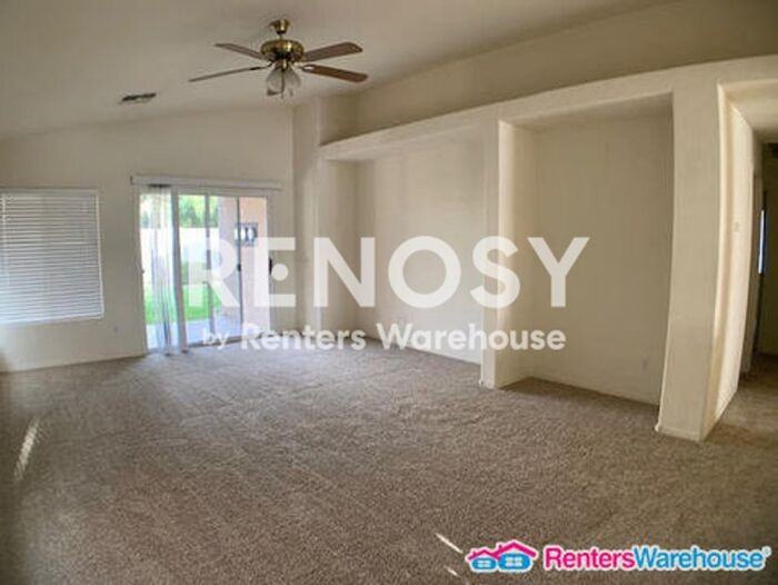 15338 W Banff Ln - Photo 6 of 50