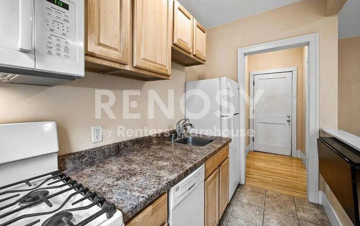 2218 Nicollet Ave - Photo 5 of 17