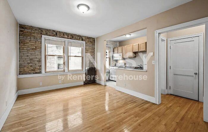 2218 Nicollet Ave - Photo 7 of 17
