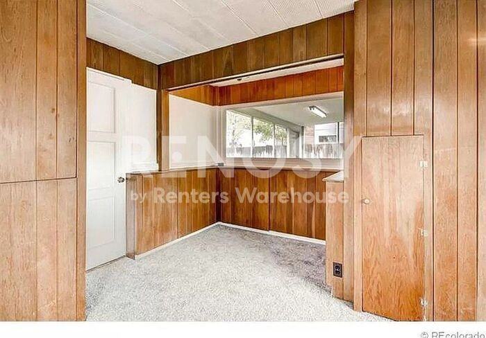3030 S Bellaire St - Photo 5 of 19