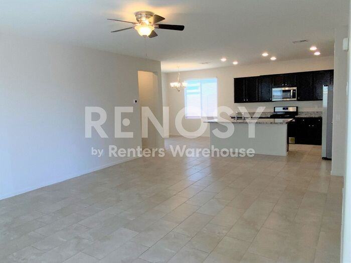734 W Nova Pl - Photo 4 of 31