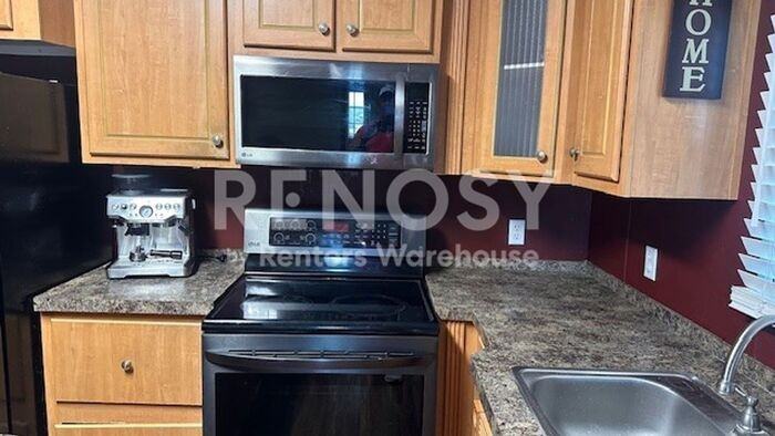 6425 Mirage St - Photo 7 of 18
