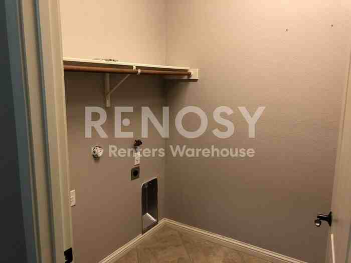 19421 Brent Knoll Dr - Photo 5 of 41