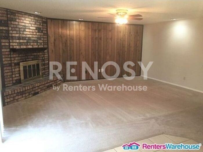 7517 Oak Ridge Dr - Photo 3 of 20
