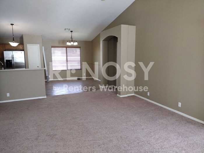 10721 E Emerald Ave - Photo 4 of 25