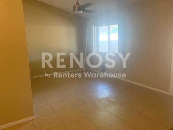 9064 N 68th Ln - Photo 5 of 27
