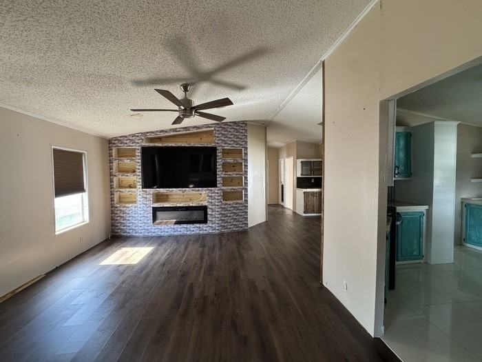 1584 Valiant Dr - Photo 5 of 17