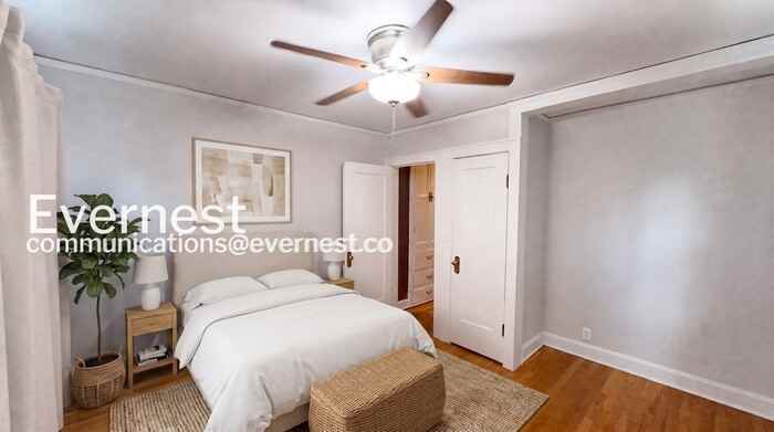 6135 Holmes St - Photo 3 of 21