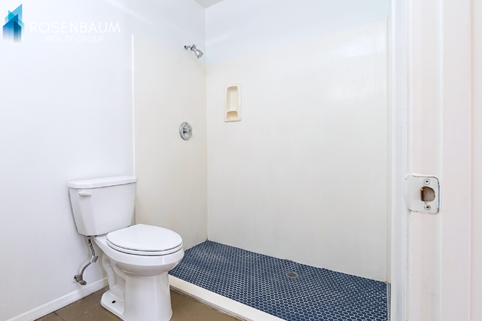 5636 E 26th St #3 - Photo 6 of 10