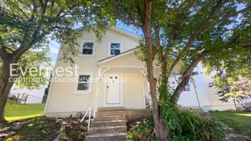 featured image of 1311 E 123rd Ter