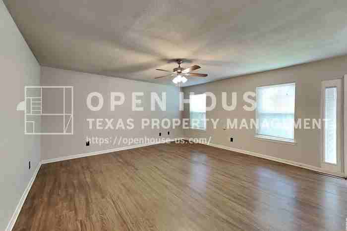 6917 Lincolnshire Ln - Photo 4 of 21