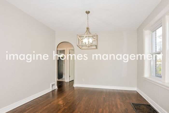 6518 Parkwood Pl - Photo 7 of 18