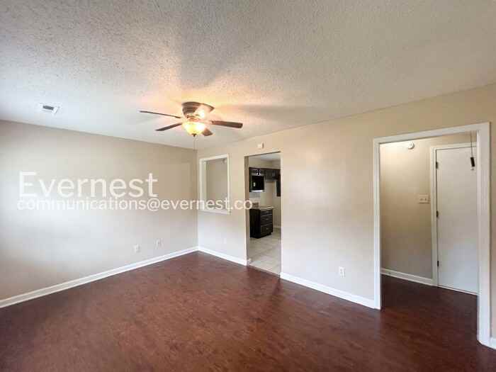 4909 Buford Ave - Photo 6 of 19