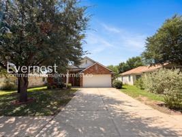 featured image of 3145 Henderson Path