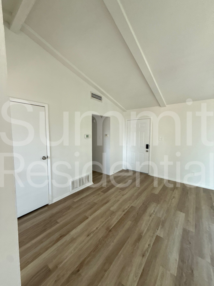 2909 O Henry Dr - Photo 2 of 16