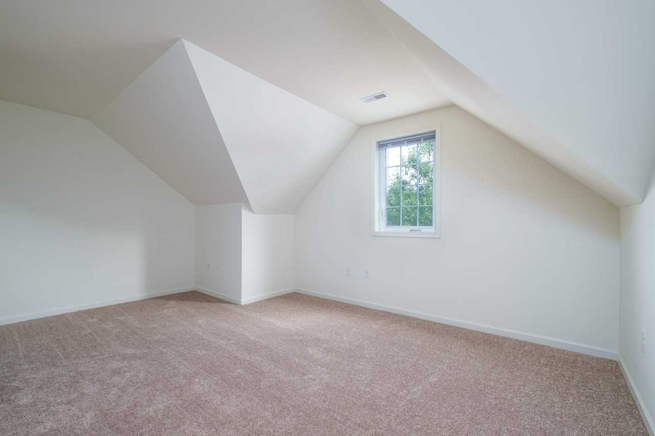 427 College Manor Ave - Photo 3 of 12