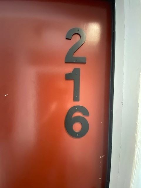 14153 Victory Blvd