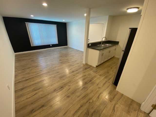 14153 Victory Blvd #214AND216 - Photo 5 of 22