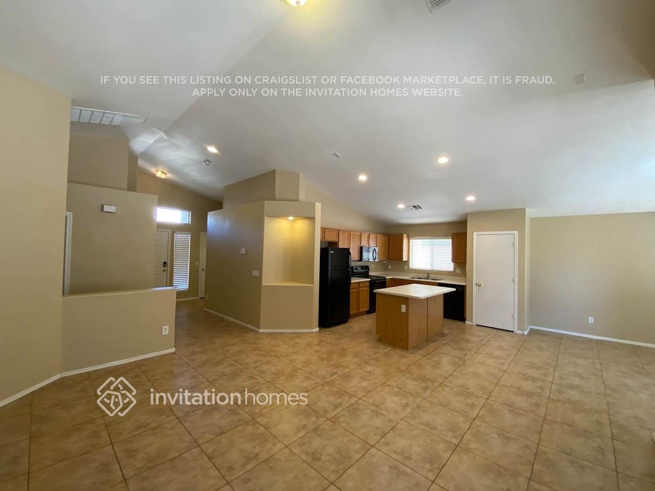 9129 W Mackenzie Dr - Photo 4 of 16
